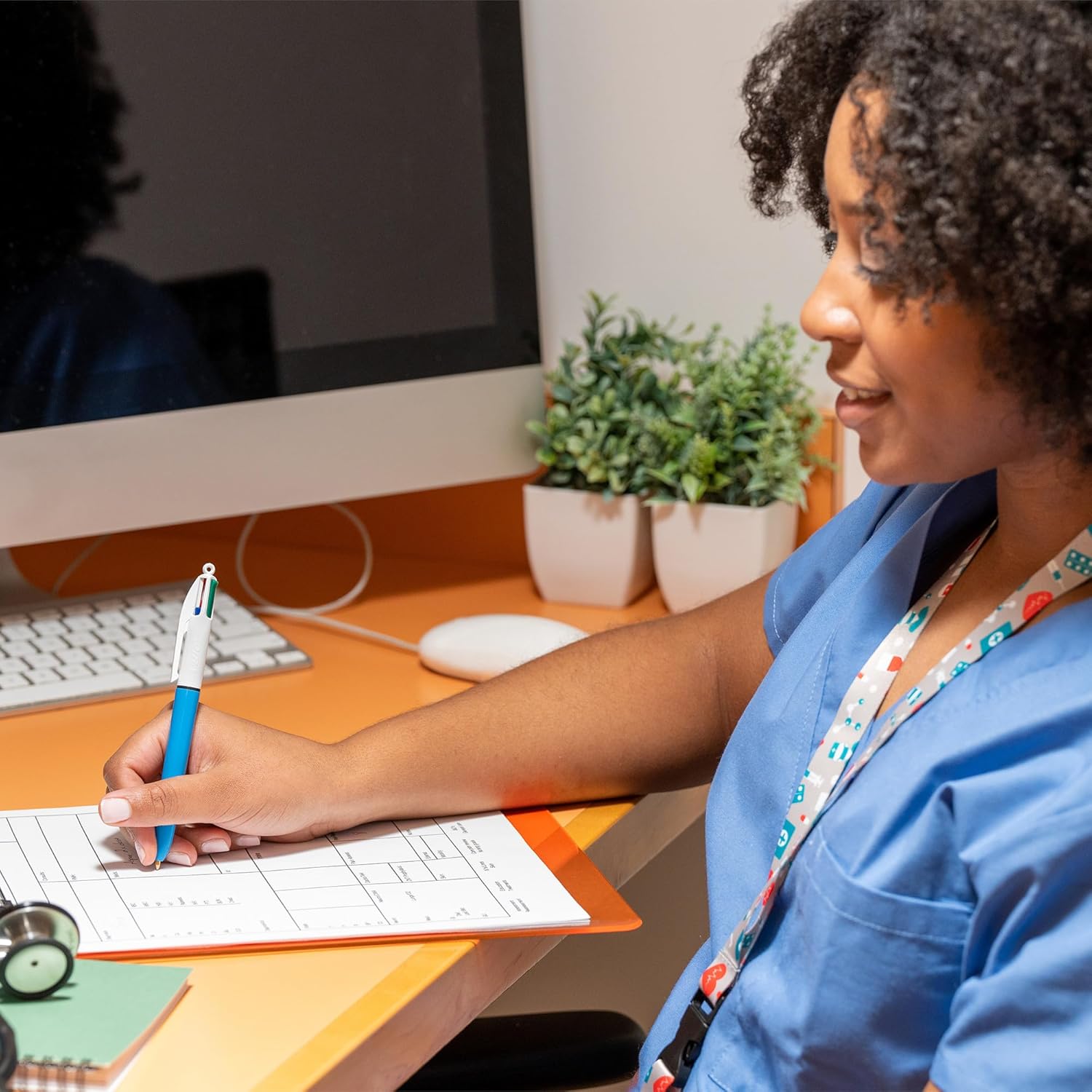 BIC 4 Couleurs Original - Stylos Rétractables (Boîte de 12) – Image 7