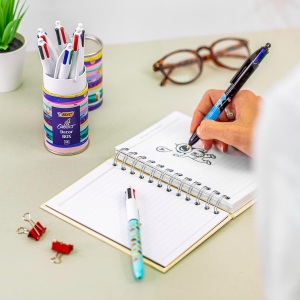 1767586060 lot de 8 stylos bic 4 couleurs en boite metallique
