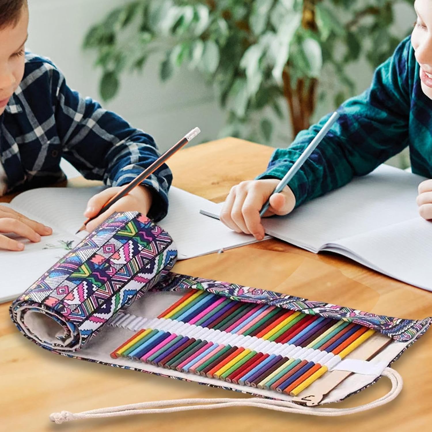 Étui à Crayons Enroulable - 48 Fentes Pratique – Image 3