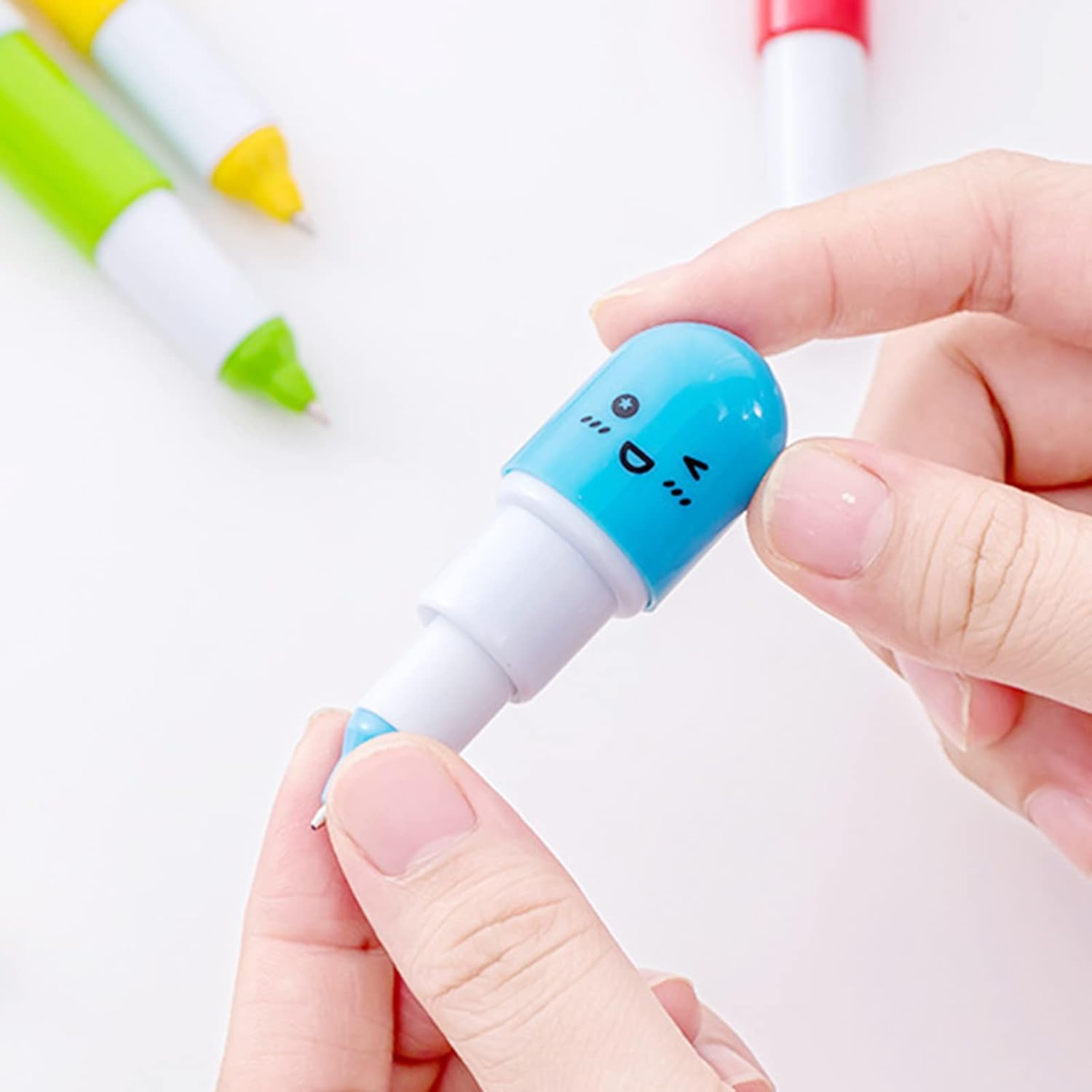 12 Mini Stylos Rétractables Multicolores - Cadeau Idéal ! – Image 3