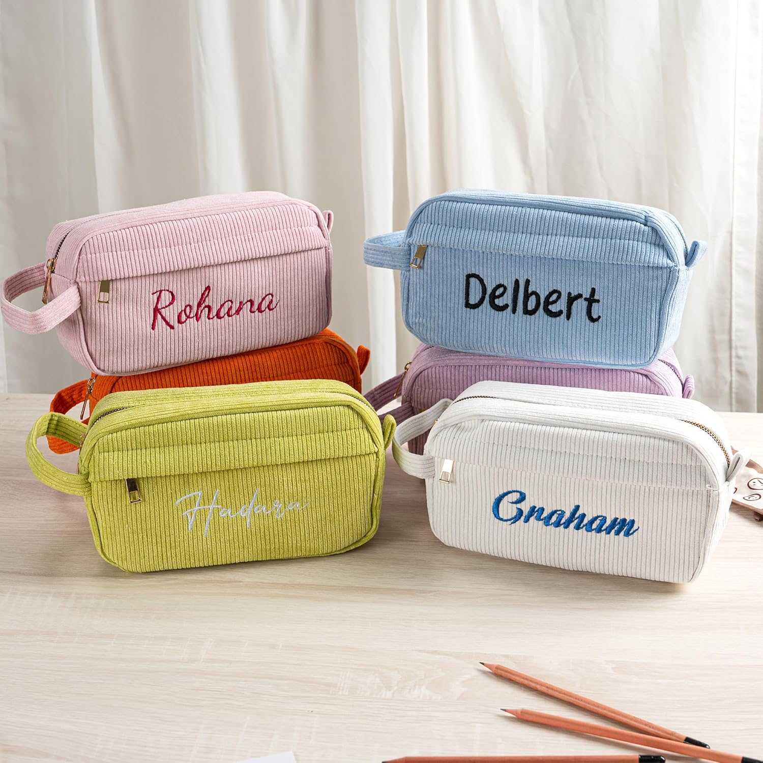 Trousse à Stylos Brodée Personnalisable en Velours – Image 3