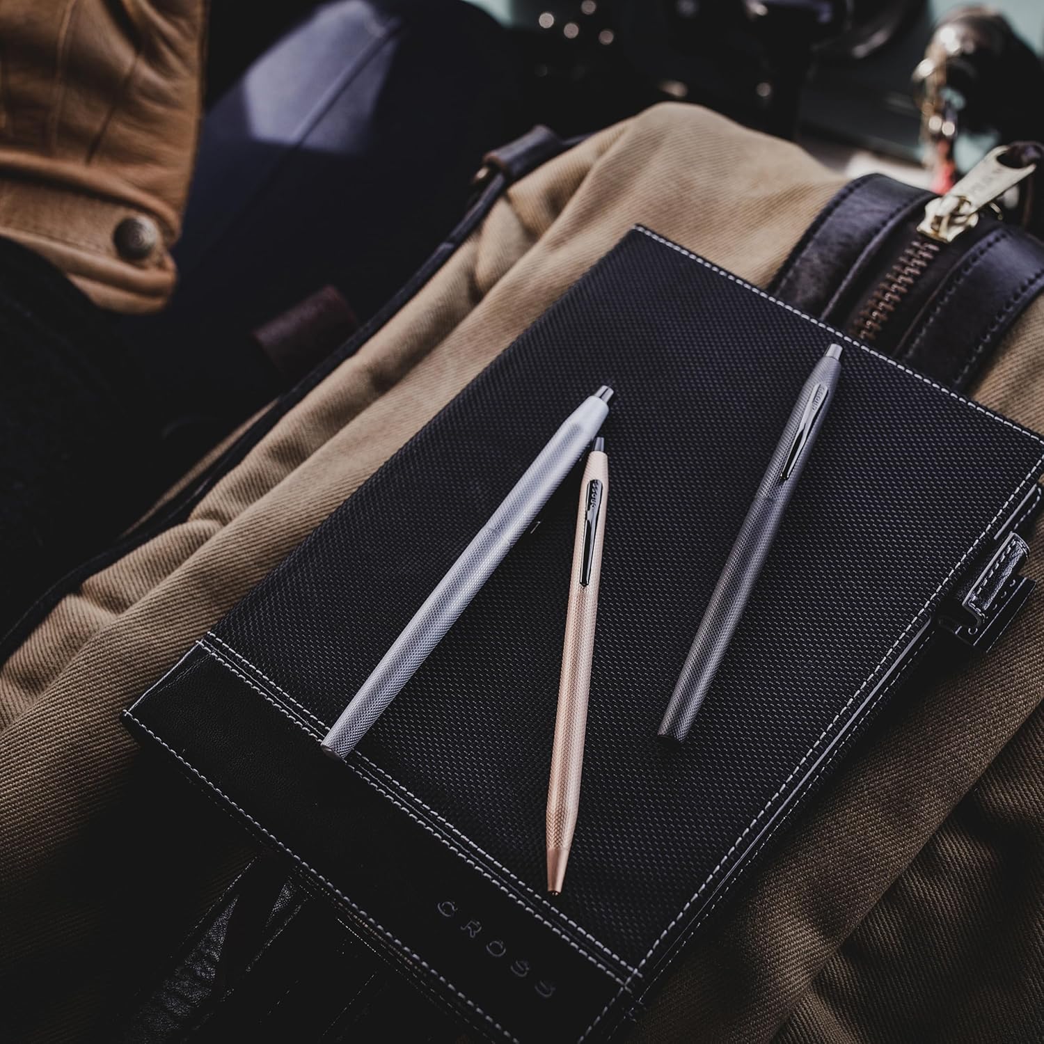 Stylo à bille Cross Classic Century Noir PVD – Image 2