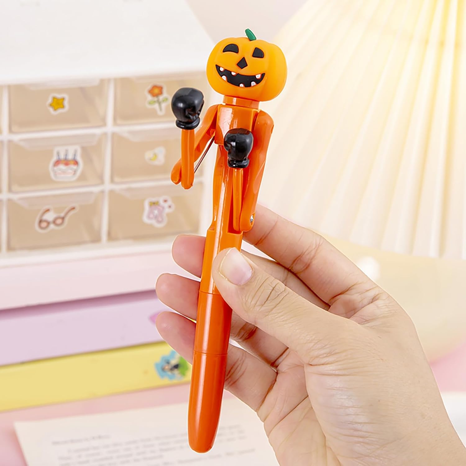 Stylo à Bille Ultra-Fin Orange - Confort et Créativité – Image 4